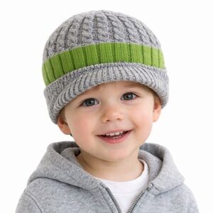Boys knitted winter hat size 4-7